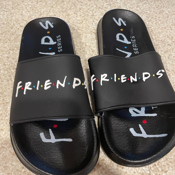 COPY - FRIENDS sliders, NEW W/O tag, size 9, excellent condition, never worn. - Picture 2 of 8
